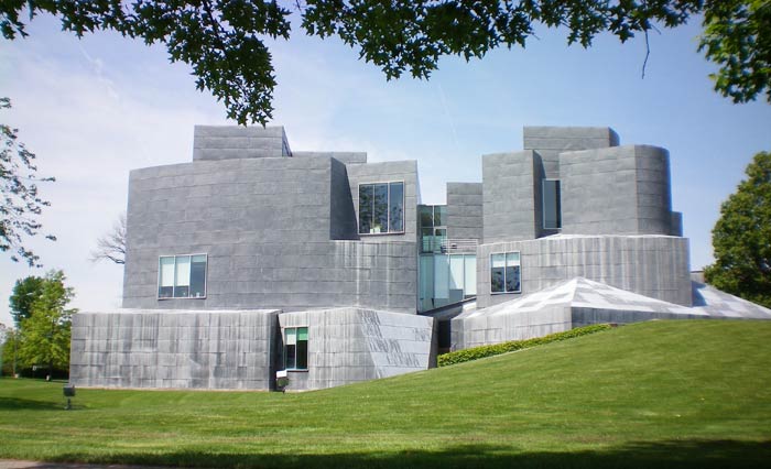 Фрэнк Гери (Frank Gehry): Center for the Visual Arts (Центр визуальных искусств Толедо), University of Toledo, Toledo, Ohio, USA, 1993